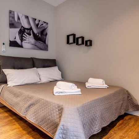 Gino Apartments 亚历山德鲁波利斯 外观 照片